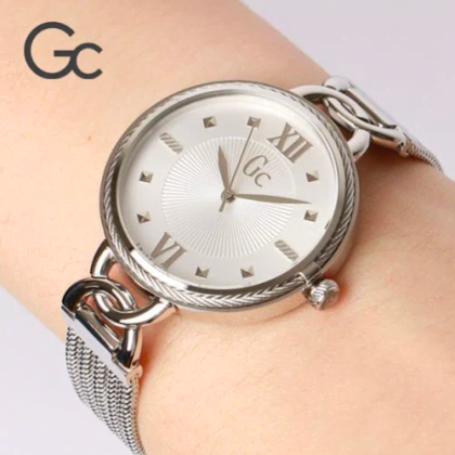 montre guess y67001l1mf